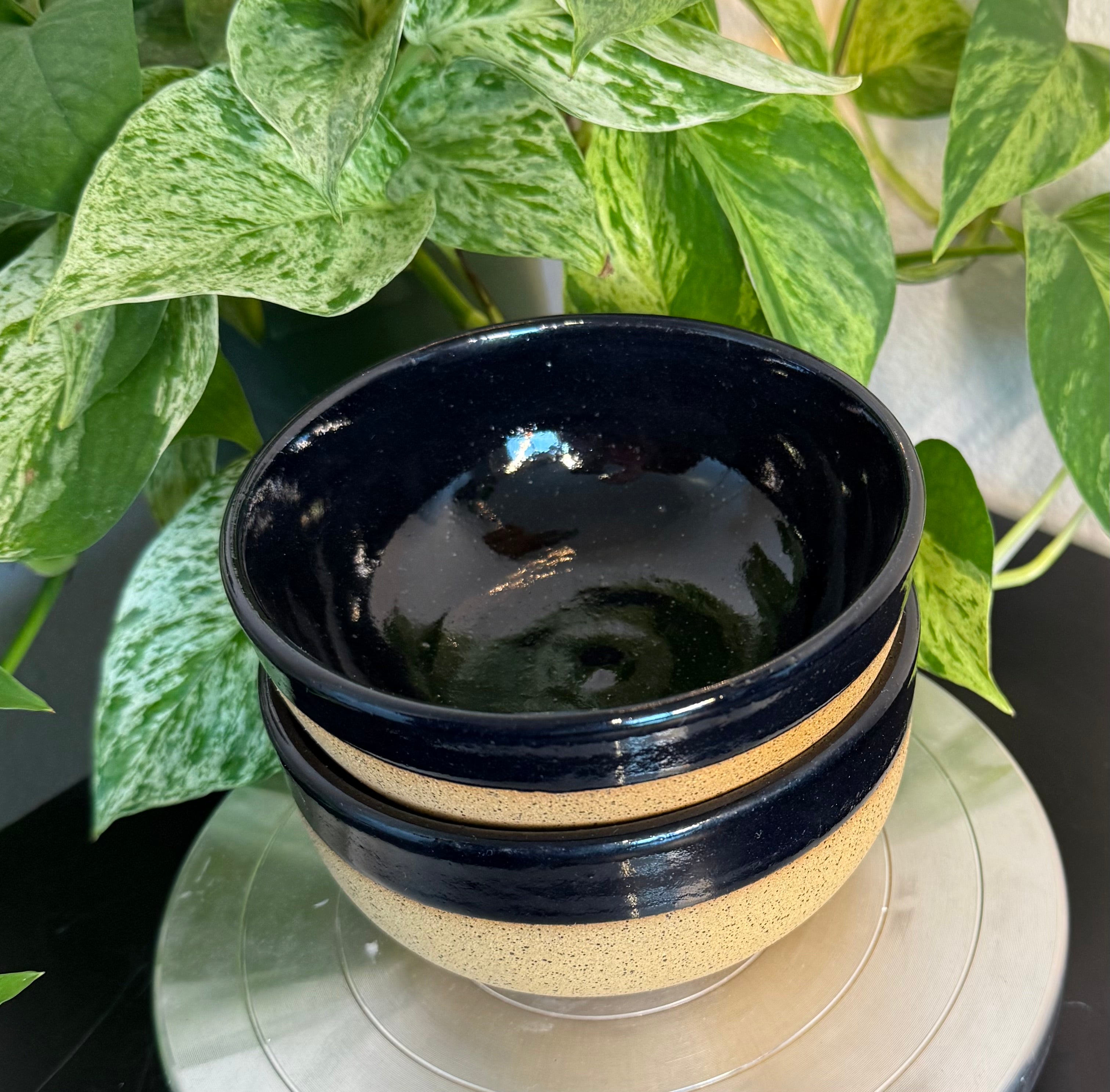 Black Bowl Set